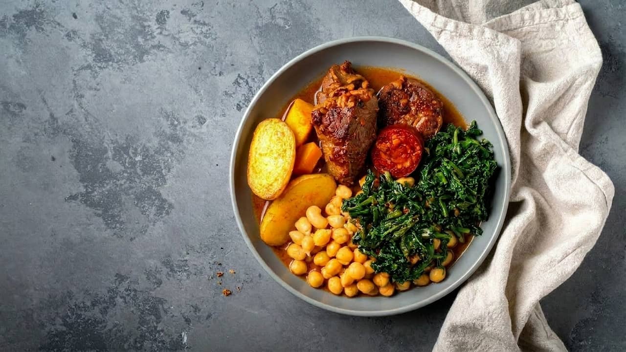 Cocido Gallego: Receta Tradicional Casera